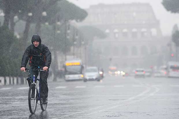 Meteo. Pioggia al centro sud, neve al nord