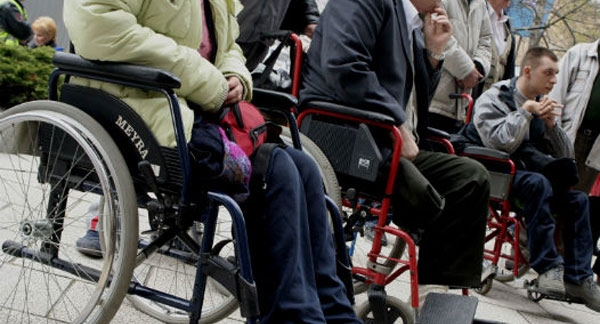 Pensioni. CGIL, ritirare circolare Inps su invalidi, gravemente iniqua