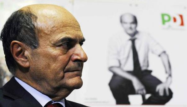 Bersani si è stufato. Le sceneggiate di Monti, Berlusconi e Casini