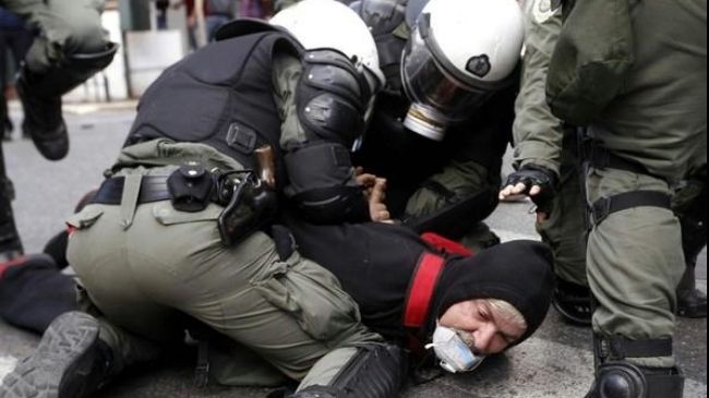 Amnesty International. In Grecia la violenza da parte delle forze di polizia