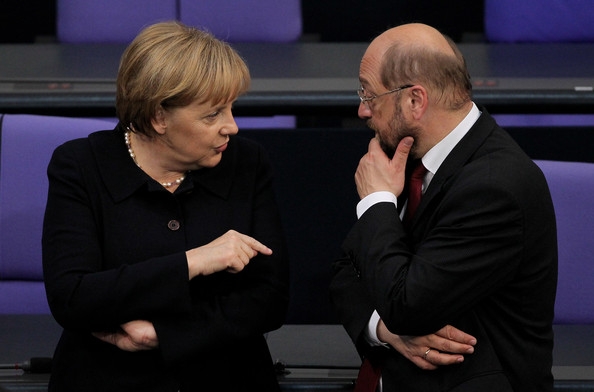 Europa. Scontro Merkel-Schulz sul bilancio della Ue