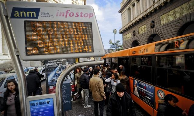 Trasporti. In Campania situazione drammatica. Federconsumatori avvia class action