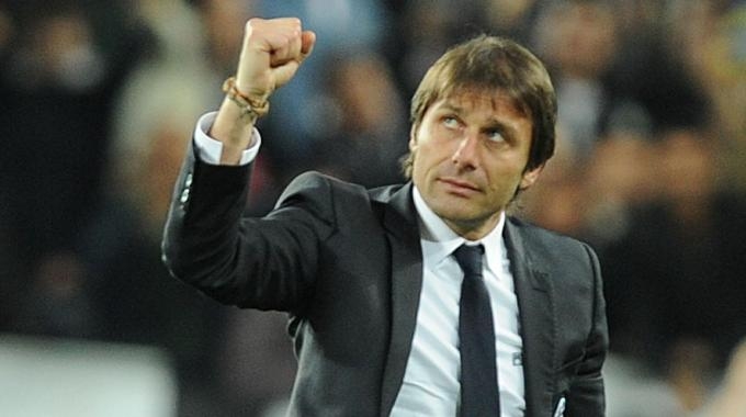 Grandi sfide al vertice. Juve-Fiorentina e, soprattutto,  Lazio-Napoli