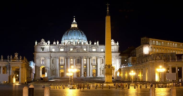 Conclave, Papa emana Motu Proprio. Intanto O’Brien lascia
