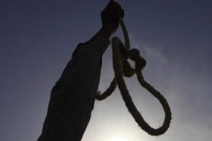 Crisi. Disoccupato si suicida dopo il licenziamento della sua compagna