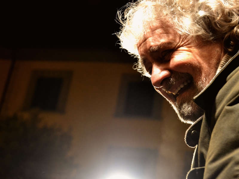 Grillo non ha mai detto ok al governissimo. L’intervista non è ancora uscita