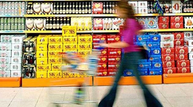 Crisi. Fiducia dei consumatori ai minimi storici
