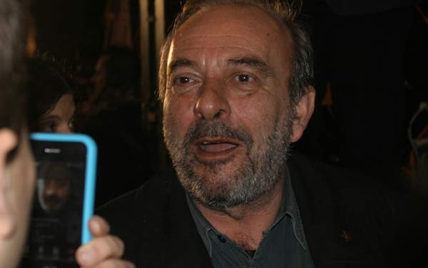 M5S. Vauro: ‘Grillo come Berlusconi, unto da Casaleggio. Piuttosto che votarlo mi taglio le palle’