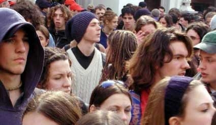 L’austerità colpisce duro. Occupazione, consumi, Pil, tutti giù. Debito pubblico su