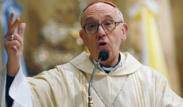 La chiesa al tempo di Videla. Il discusso ruolo di Bergoglio