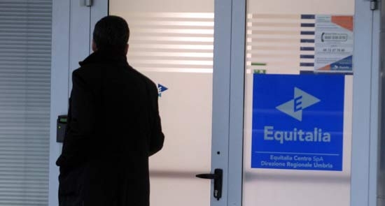 Equitalia. Piove sul bagnato. Aumentano del 15% gli interessi di mora