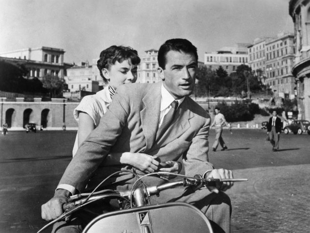 Vacanze romane per i grillini. Nomine fasulle. Veri, i 10 mila euro al mese che intascheranno