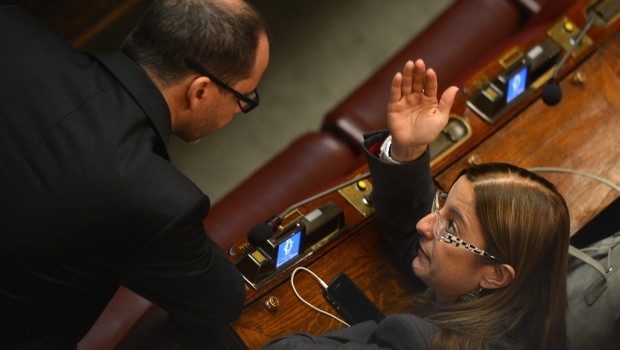 Governo. M5S sfida Letta. Subito leggi anti casta