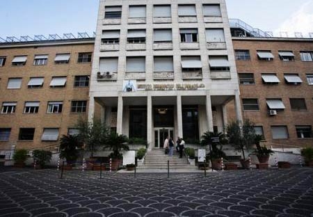 Ospedale Idi. Arrestati gli amministratori. Padre Franco Decaminada ai domiciliari