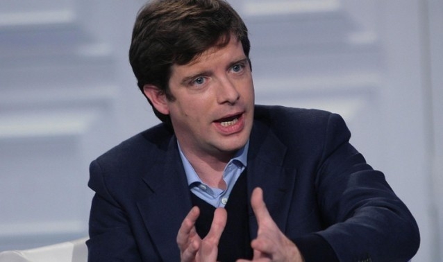 Pd. Scontro duro. Civati, i traditori saranno ministri. No dai circoli alle  larghe intese