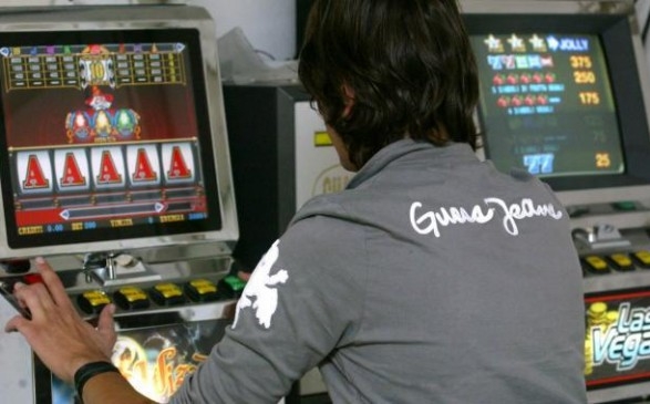 Gioco d’azzardo. Allarme dipendenza tra i giovani