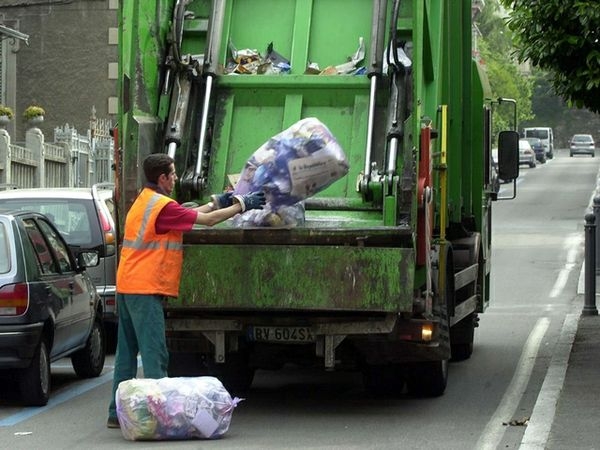 Rifiuti. Nel 2012 le tariffe sono aumentate
