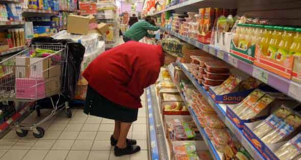 Crisi. Istat. Il 62% delle famiglie va al discount