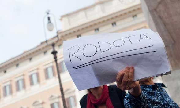 Quirinale. La protesta a Montecitorio