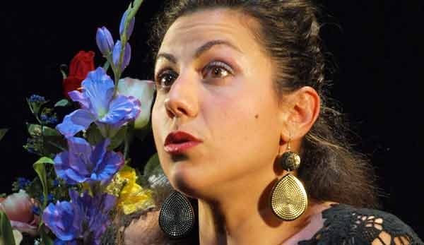 Teatro Agorà. “Pazza d’amore” di Dacia Maraini: come la TV offende la donna
