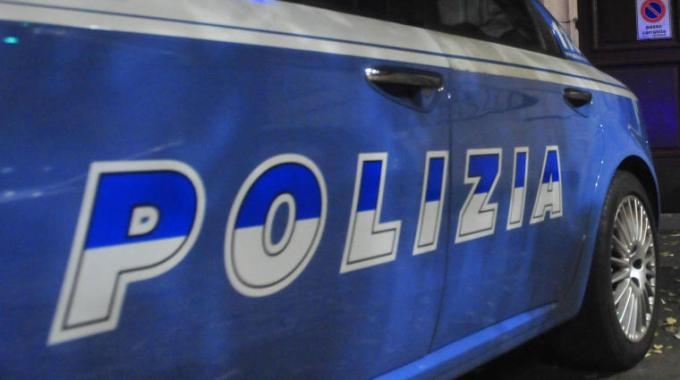 Ascoli Piceno, armato di ascia ferisce l’ex moglie e i suoceri. Arrestato