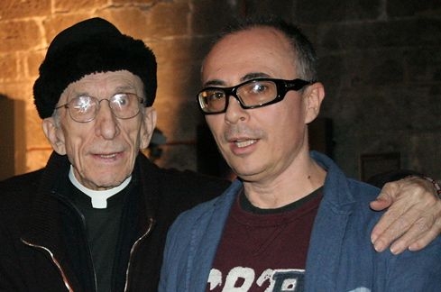 Genova, un ricordo di don Gallo al Festival di Poesia. Intitoliamogli una via o una piazza