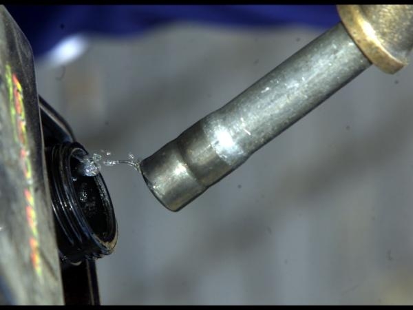 Benzina. Federconsumatori, del tutto ingiustificati gli aumenti nel week-end