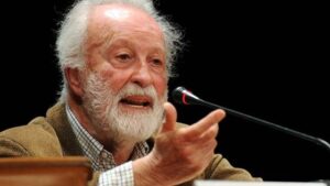 Scalfari ‘arruola’ Togliatti e Berlinguer e stravolge la storia
