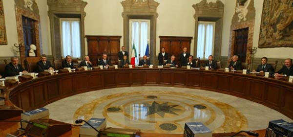 Cdm. Stop al finanziamento pubblico ai partiti. A breve la legge