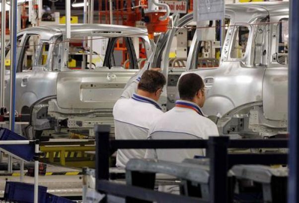 Produzione industriale a picco. Debito pubblico alle stelle