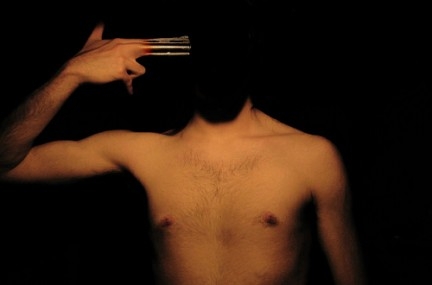 Suicidi della crisi. Nel Lazio almeno uno al mese. Parte Sos debiti, difenditi da Equitalia