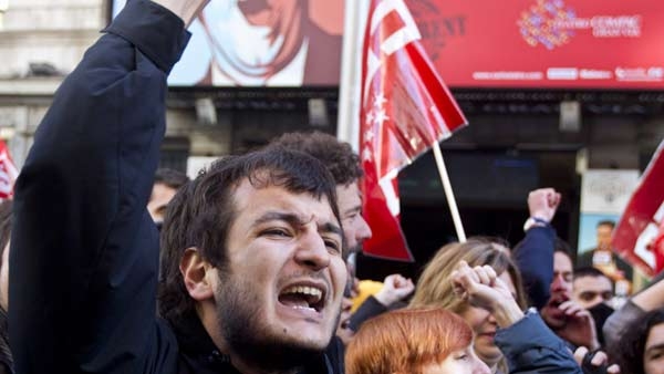 Spagna, è emergenza lavoro. Riceve 1500 richieste di lavoro come commessa in soli  4 giorni