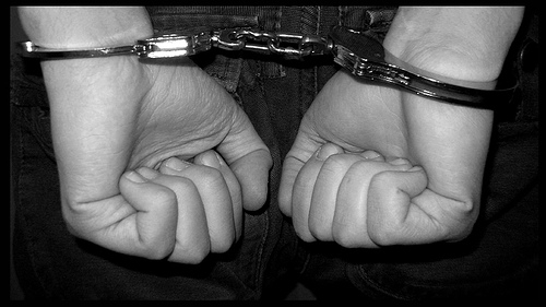 Pedopornografia. In manette vicepreside del liceo