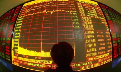 Cina in flessione, Italia sempre più in affanno, s’allarga lo spread