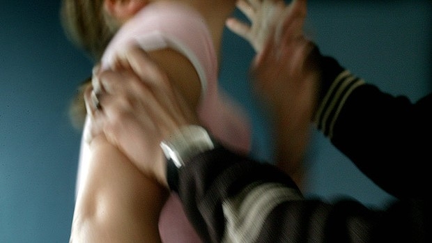 Femminicidio. Litiga con la moglie e la uccide a coltellate