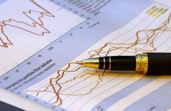 Borse tormentate sulle questioni monetarie, rientra lo spread
