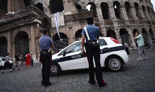 Mobilitazione al Colosseo. Lavoratori beni culturali contro chiusura musei