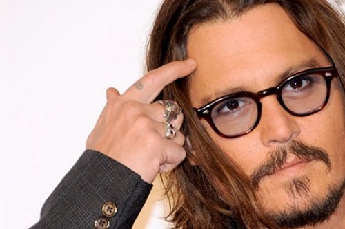 Prima TV. Johnny Depp in “Gonzo: the life and work of Doctor Hunter S. Thompson”