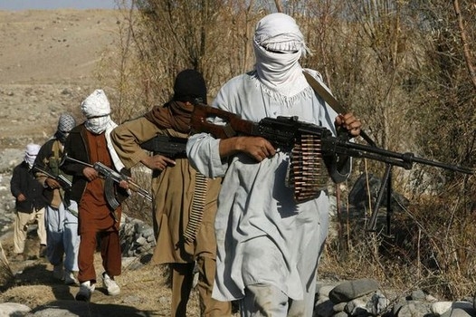 Afghanistan. Bambini decapitati perché cercavano cibo nella spazzatura dei militari