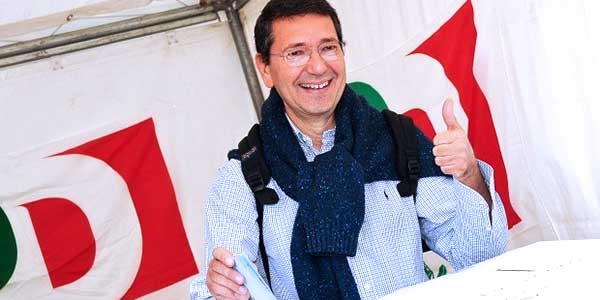 Marino è il nuovo sindaco di Roma. Il Pd fa cappotto nei capoluoghi