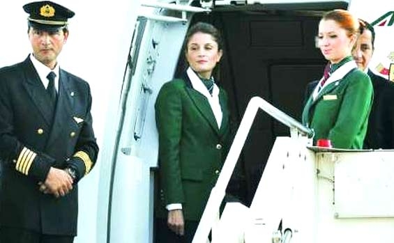 Alitalia. Le Hostess devono assistere i passeggeri, ma non possono accudire i figli