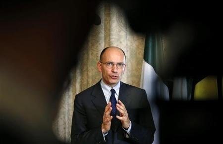 G8 in corso Berlusconi sgambetta Letta. Dell’Europa me ne frego