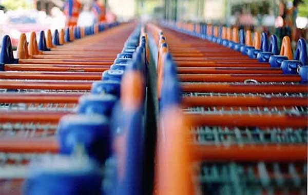 Consumi. Il clima di incertezza peggiora. Indispensabile rilancio domanda mercato
