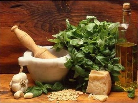 Genova. Intossicazione da ‘pesto’, sospetto botulismo