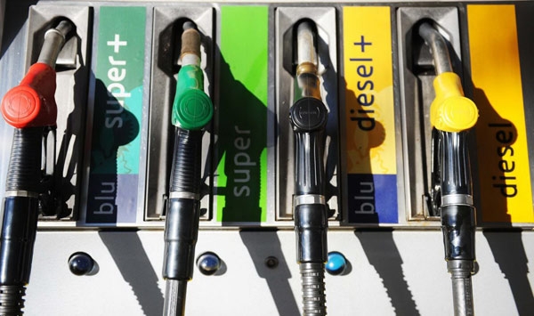 Cgia. Sui carburanti siamo i più tartassati d’Europa