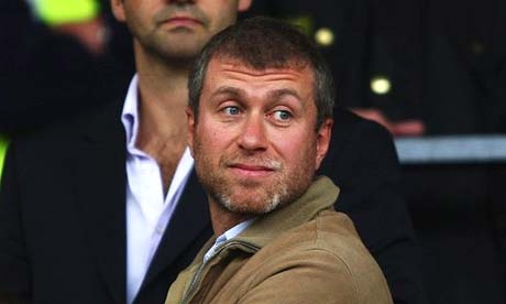 Russia. Il miliardario Abramovich, patron del Chelsea, lascia la politica