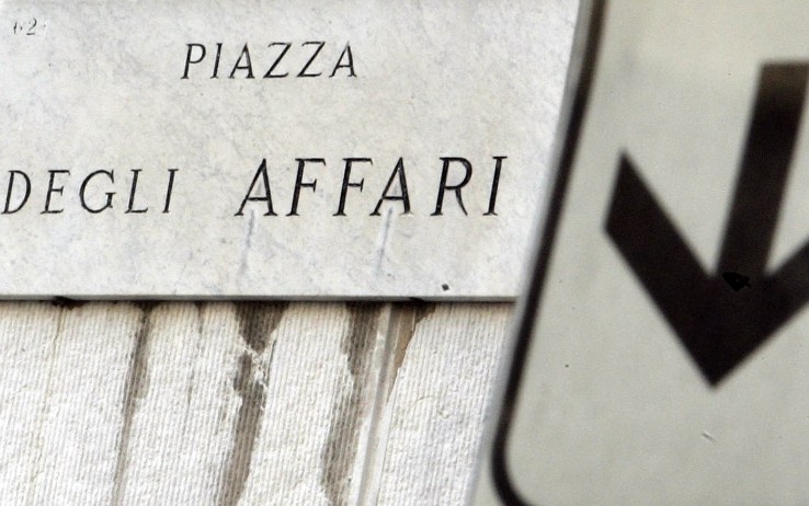 Piazza Affari dalla palude della crisi alle sabbie mobili del debito