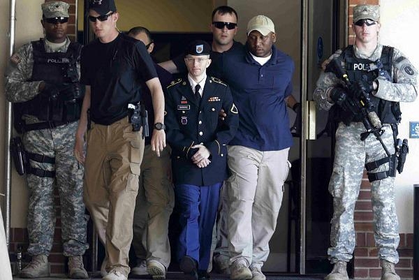 Soldato Manning. Una condanna che ci fa tornare al Medioevo