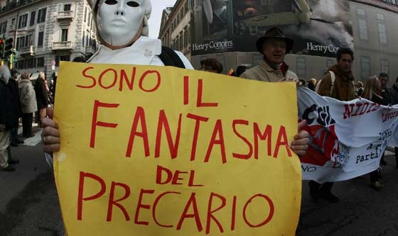 Scuola. La denuncia di Codacons, migliaia di precari lasciati fuori