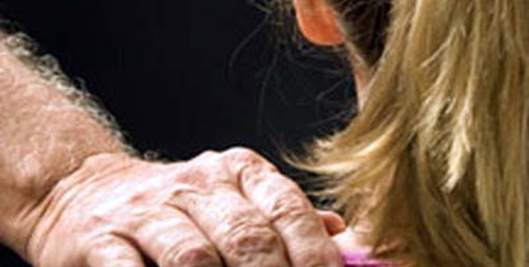 Pedofilia. Molestava bambina di 9 anni. Arrestato 51enne